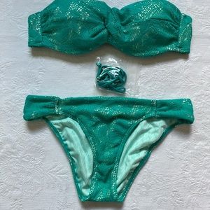 Victoria’s Secret Twisted Bandeau Bikini Swimsuit